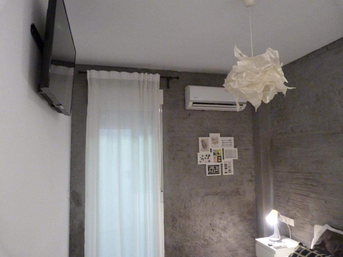 Pequeno Alojamiento Con Mini Piscina - No Climatizada 발렌시아 외부 사진
